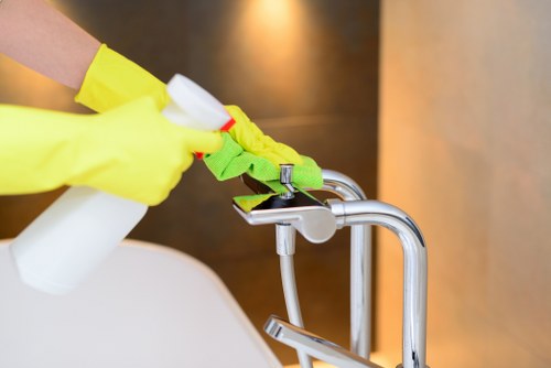 Curtain cleaning appointment for E1 residential and commercial premises