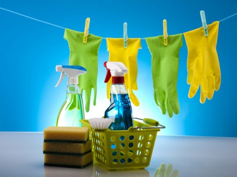 Professional cleaning for a local office in E1