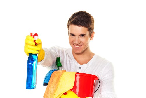 Commercial cleaning service in an E1 office setting